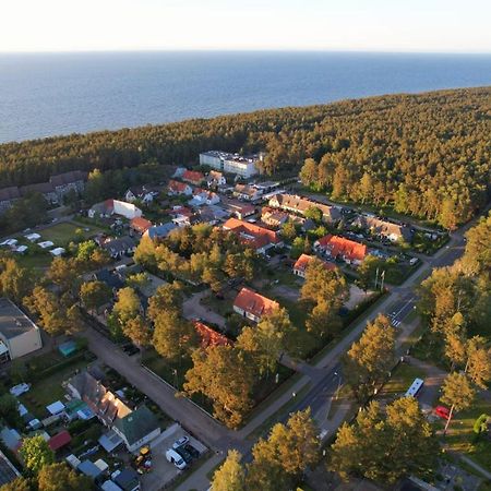 Osrodek Wypoczynkowy Merkury Mrzeżyno Extérieur photo