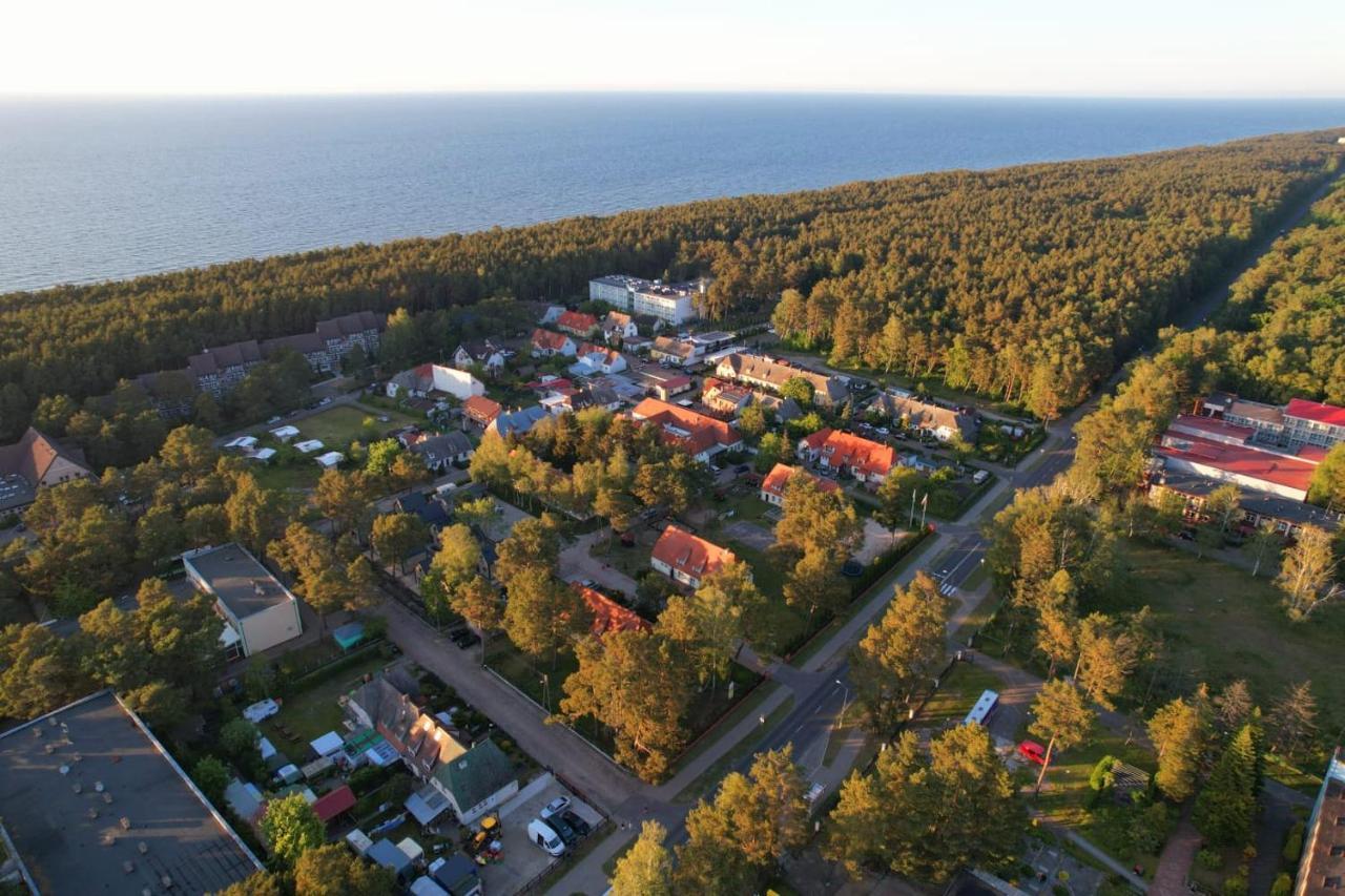 Osrodek Wypoczynkowy Merkury Mrzeżyno Extérieur photo