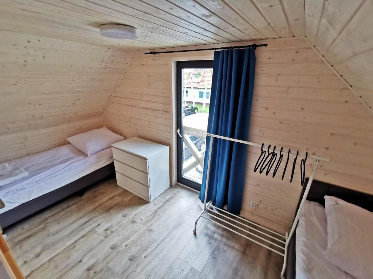 Osrodek Wypoczynkowy Merkury Mrzeżyno Extérieur photo